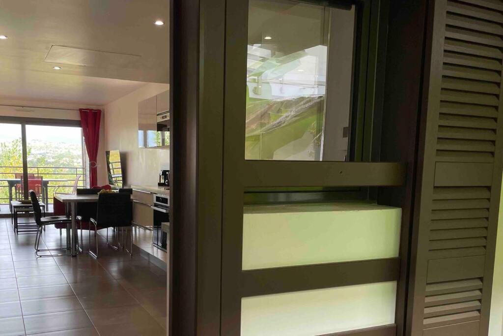 Superbe Appartement, Piscine, Vue Mer Et Montagnes アンティーブ エクステリア 写真