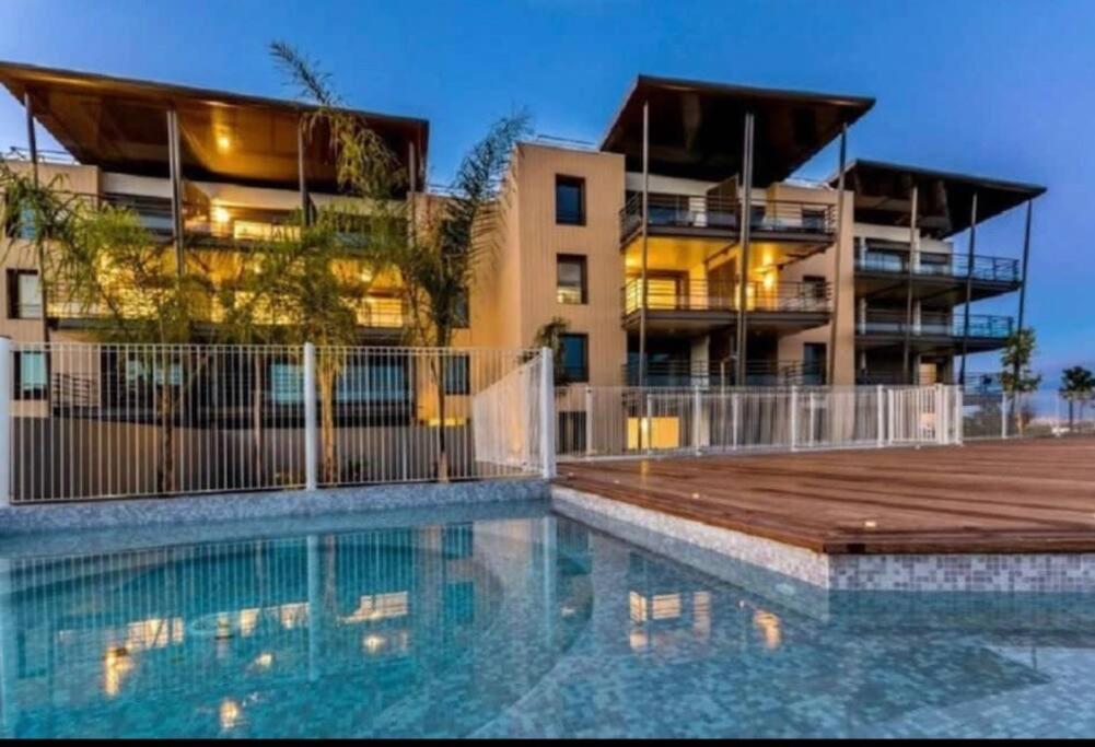 Superbe Appartement, Piscine, Vue Mer Et Montagnes アンティーブ エクステリア 写真