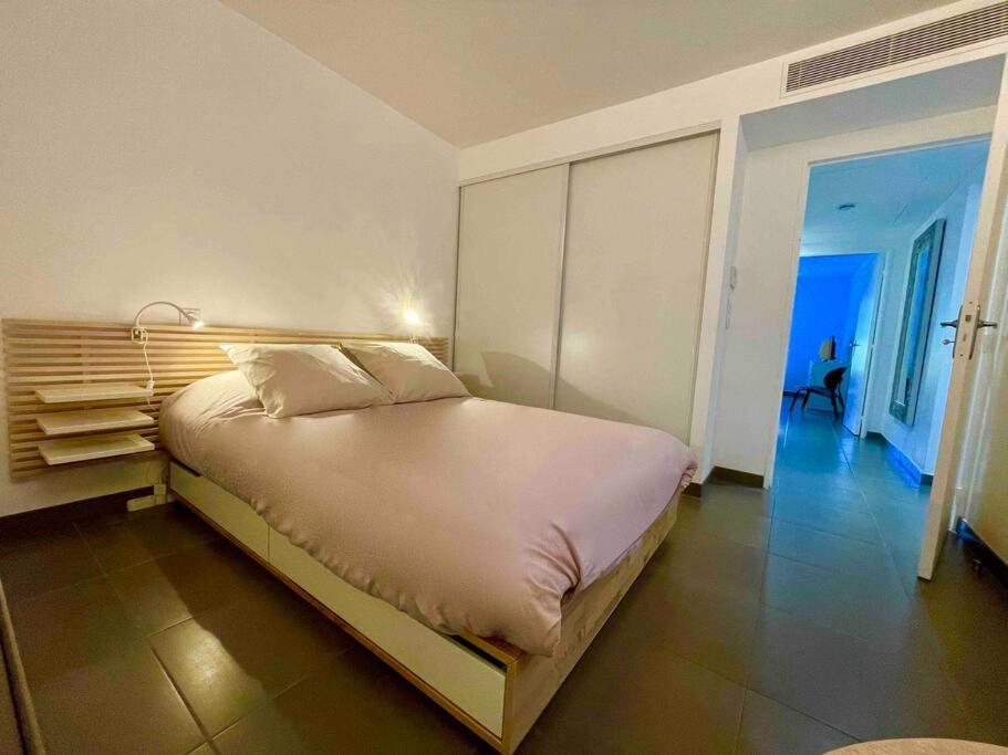 Superbe Appartement, Piscine, Vue Mer Et Montagnes アンティーブ エクステリア 写真